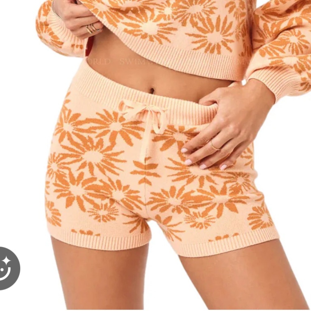 L*Space Plumeria Flowers For Hours Floral High Waist Knit Shorts -  Large